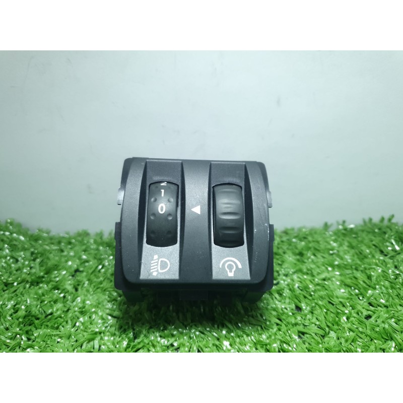 Recambio de interruptor para renault zoe 2014 referencia OEM IAM 251900567R 251900567R 251900567R