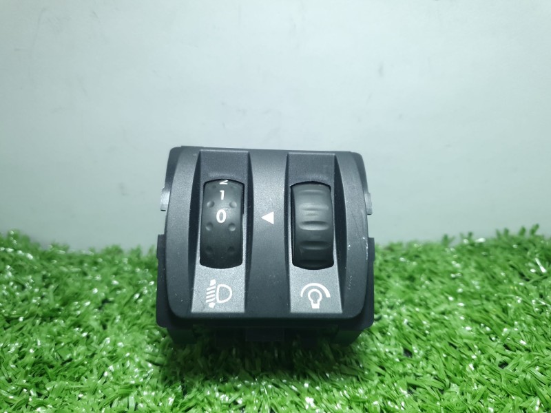 Recambio de interruptor para renault zoe 2014 referencia OEM IAM 251900567R 251900567R 251900567R