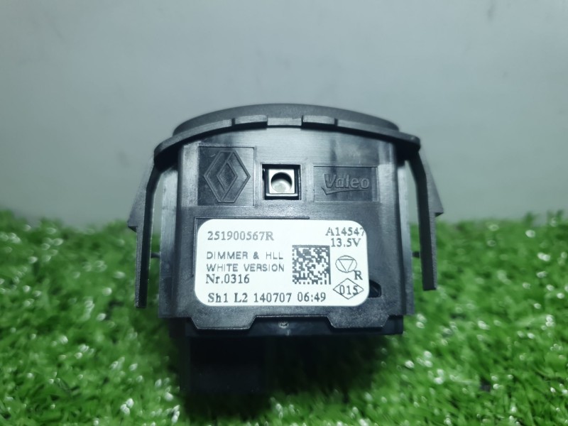 Recambio de interruptor para renault zoe 2014 referencia OEM IAM 251900567R 251900567R 251900567R