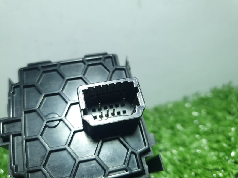 Recambio de interruptor para renault zoe 2014 referencia OEM IAM 251900567R 251900567R 251900567R