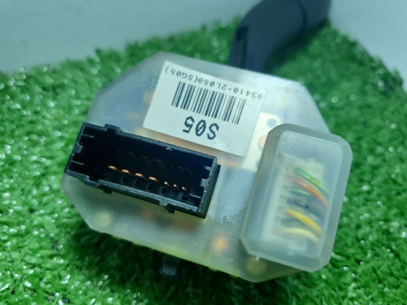 Recambio de mando luces para hyundai i30 (fd) 1.6 referencia OEM IAM   