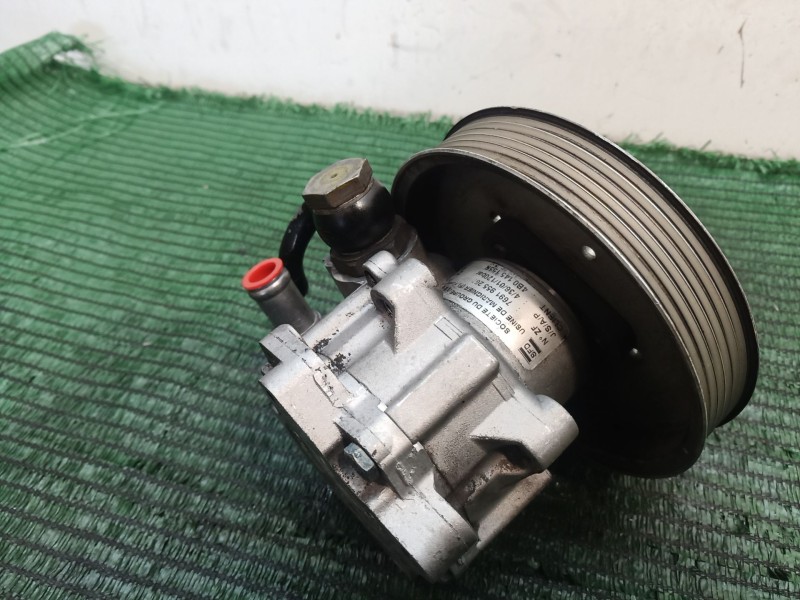 Recambio de bomba direccion para audi a6 berlina (4b2) 2.5 tdi referencia OEM IAM   