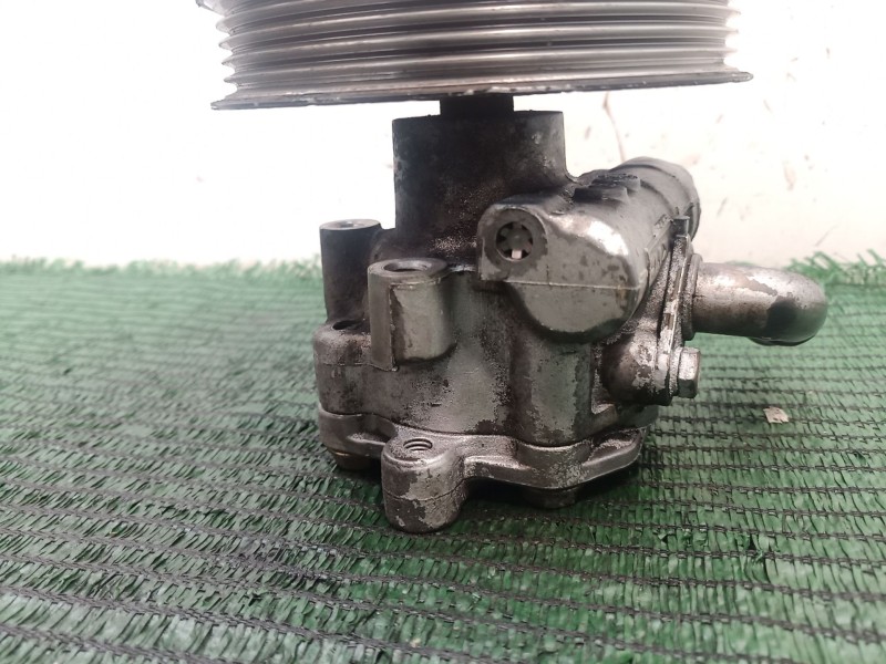 Recambio de bomba direccion para volkswagen passat berlina (3b2) comfortline referencia OEM IAM 8D0145177 8D0145177 038145255