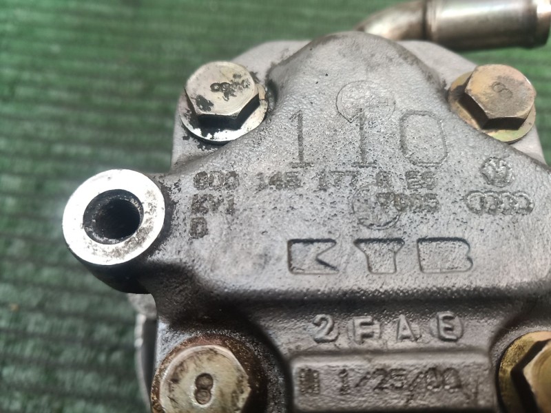 Recambio de bomba direccion para volkswagen passat berlina (3b2) comfortline referencia OEM IAM 8D0145177 8D0145177 038145255