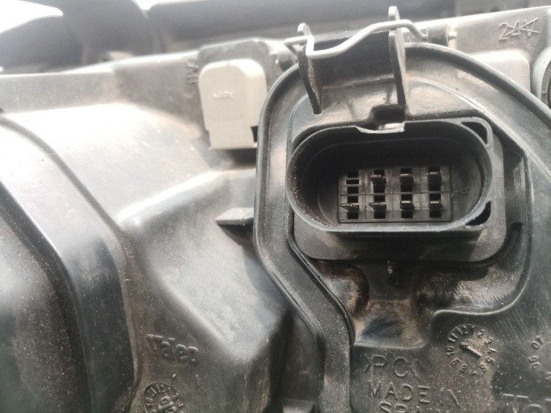 Recambio de faro delantero para audi a4 b5 (8d2) 1.8 t referencia OEM IAM   