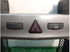 Recambio de moldura consola central delantera para opel zafira / zafira family b (a05) 1.9 cdti (m75) referencia OEM IAM 1311187 2