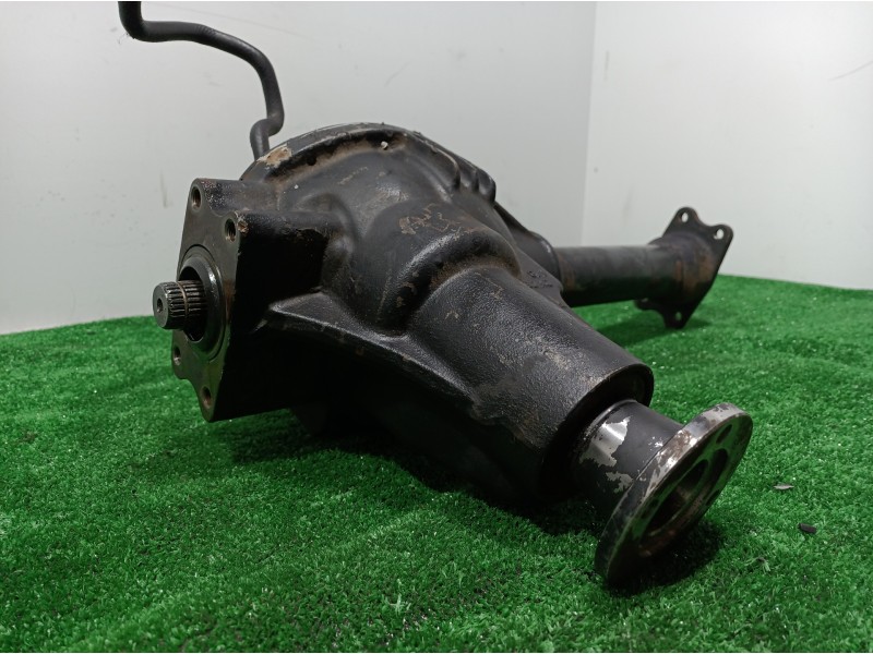 Recambio de diferencial trasero para jeep cherokee (kj) 2.5 crd básico referencia OEM IAM 509300600 509300600 CFDA509300600