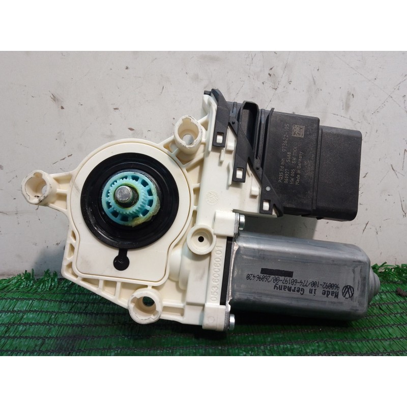 Recambio de motor elevalunas trasero derecho para volkswagen passat b6 (3c2) 2.0 tdi referencia OEM IAM 1K0959704P 981244332 974