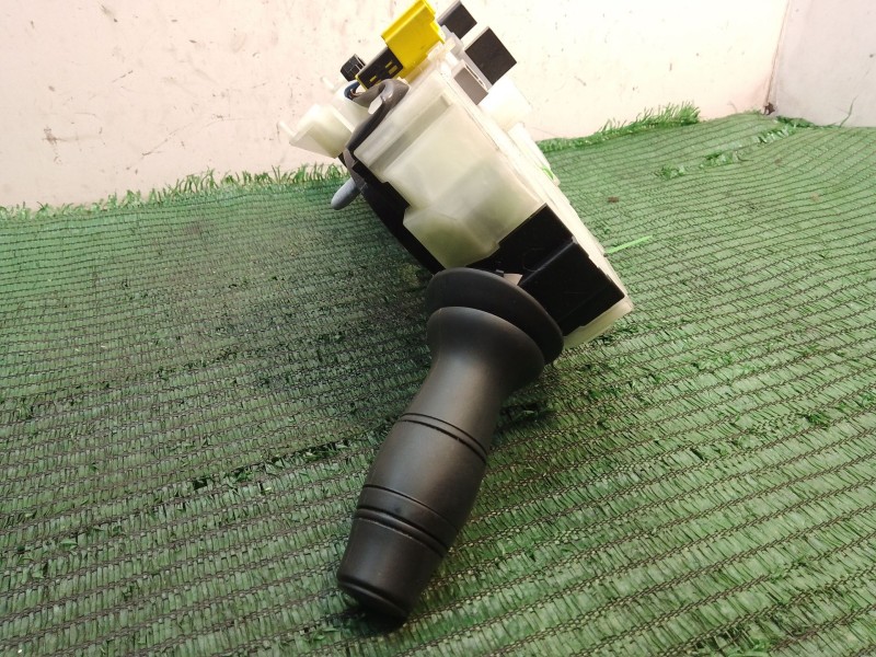 Recambio de mando multifuncion para renault zoe 2014 referencia OEM IAM 255673247R 255673247R 255522540R
