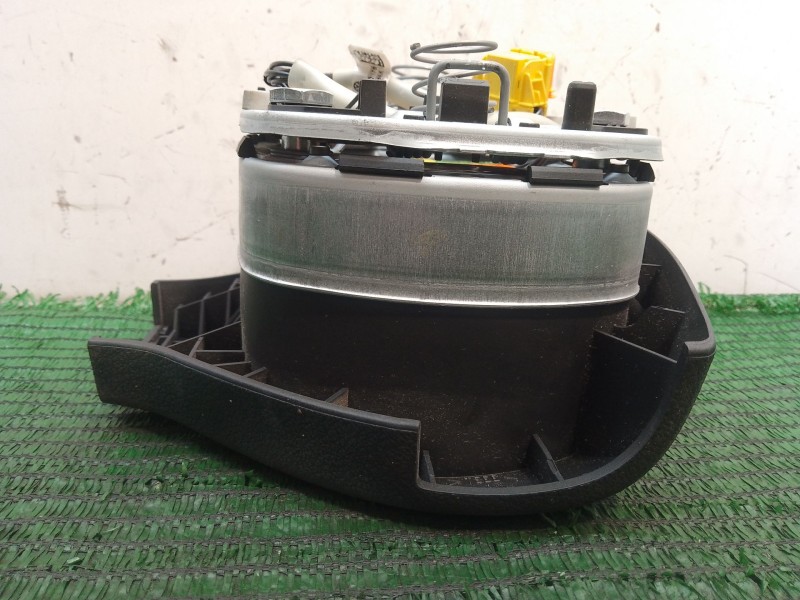 Recambio de airbag volante para volkswagen passat b6 (3c2) 2.0 tdi referencia OEM IAM 61923050A 001UG01G9YAV 3C0880201AF