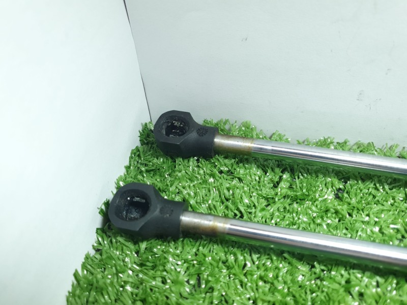 Recambio de amortiguadores capo para renault zoe 2014 referencia OEM IAM 654707388R 654707388R 654707388R