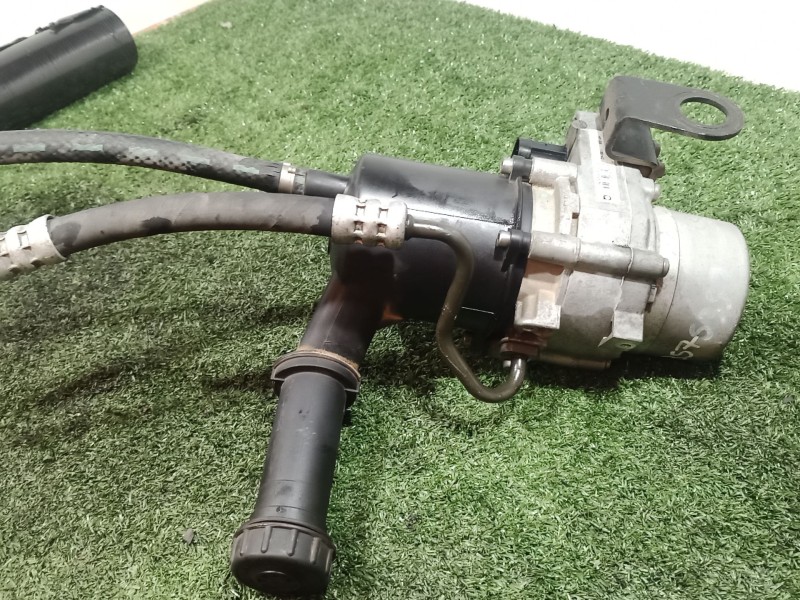 Recambio de bomba direccion para citroën c4 berlina referencia OEM IAM   