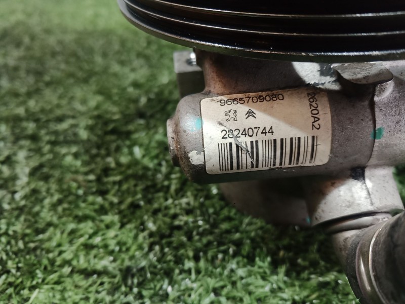 Recambio de bomba direccion para peugeot partner caja/chasis 1.6 hdi referencia OEM IAM   