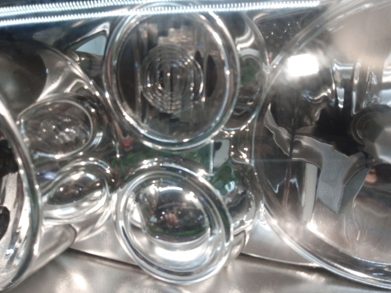 Recambio de faro izquierdo para volkswagen golf iv (1j1) 1.4 16v referencia OEM IAM 083411108L 084411183L 084411130L