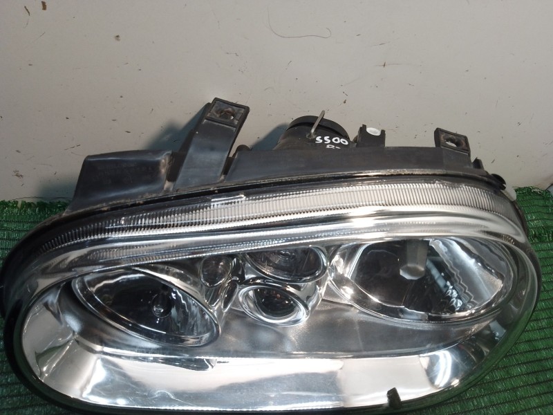 Recambio de faro izquierdo para volkswagen golf iv (1j1) 1.4 16v referencia OEM IAM 083411108L 084411183L 084411130L