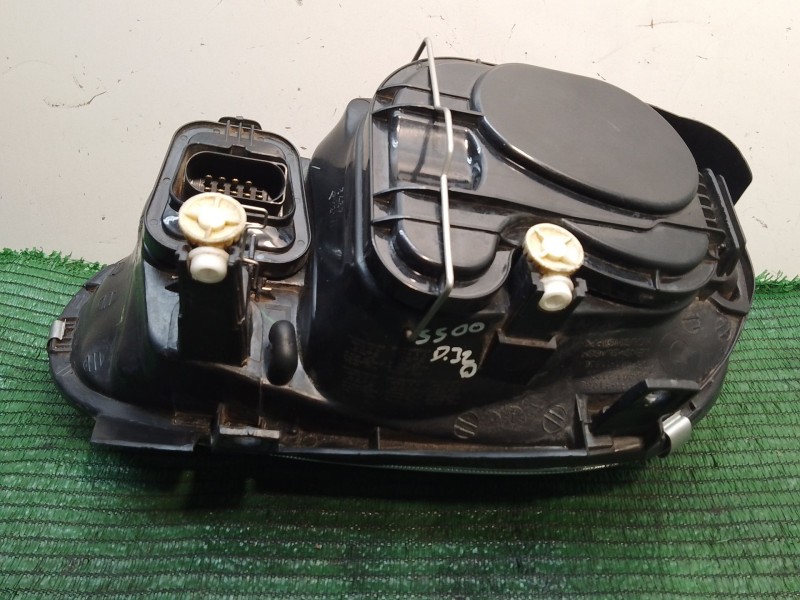 Recambio de faro izquierdo para volkswagen golf iv (1j1) 1.4 16v referencia OEM IAM 083411108L 084411183L 084411130L