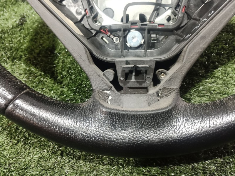 Recambio de volante para volvo s60 berlina 2.4 diesel cat referencia OEM IAM   