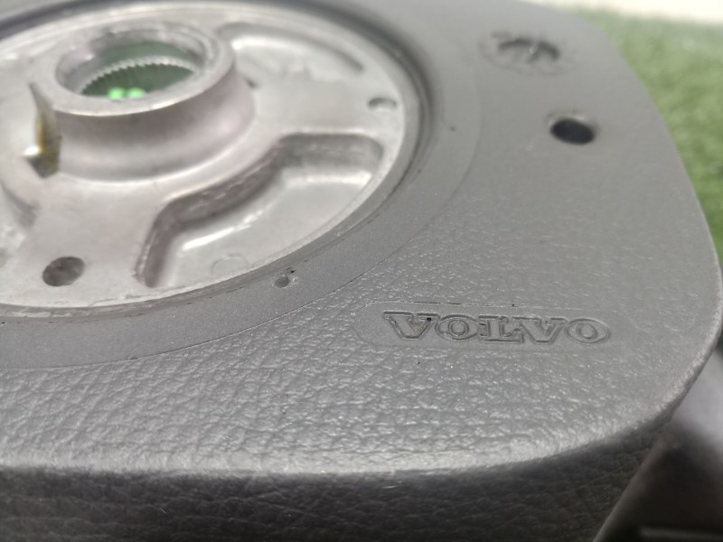 Recambio de volante para volvo s60 berlina 2.4 diesel cat referencia OEM IAM   