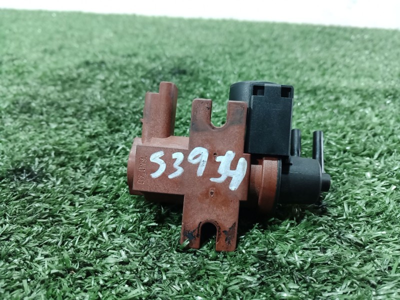 Recambio de valvula aire adicional para volvo s60 berlina 2.4 diesel cat referencia OEM IAM 70177100 70177100 70177100