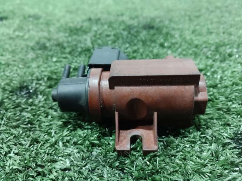 Recambio de valvula aire adicional para volvo s60 berlina 2.4 diesel cat referencia OEM IAM 70177100 70177100 70177100