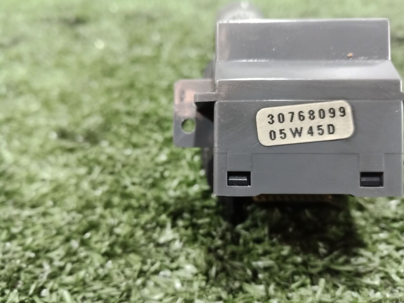 Recambio de mando limpia para volvo s60 berlina 2.4 diesel cat referencia OEM IAM 30768099 30768099 30768099