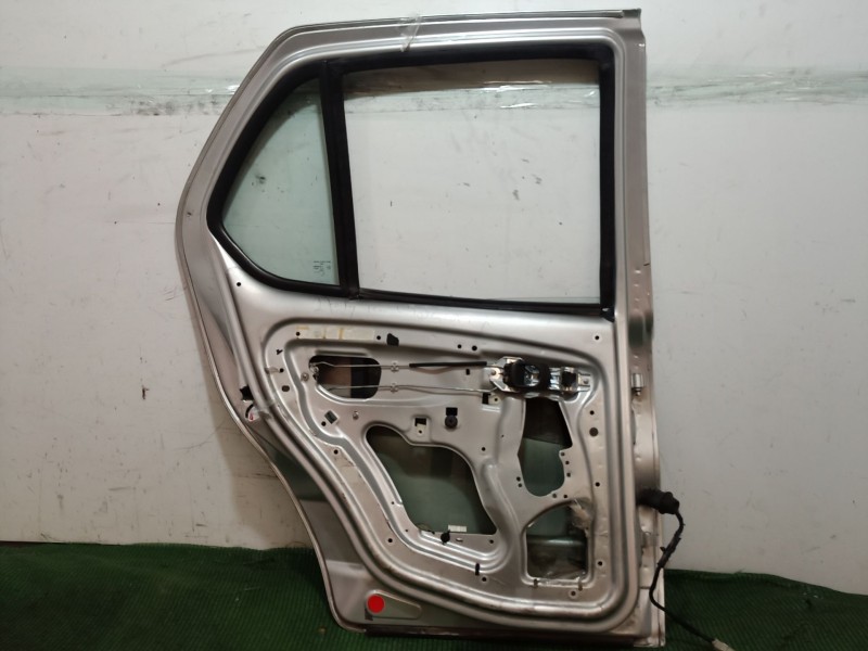 Recambio de puerta trasera izquierda para tata indica 1.4 elegance referencia OEM IAM   
