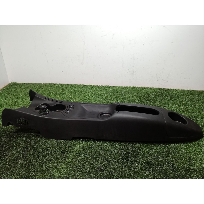 Recambio de consola central trasera para lancia ypsilon (843_) 1.2 (843.axb1a) referencia OEM IAM 735322094 735322094 735342538
