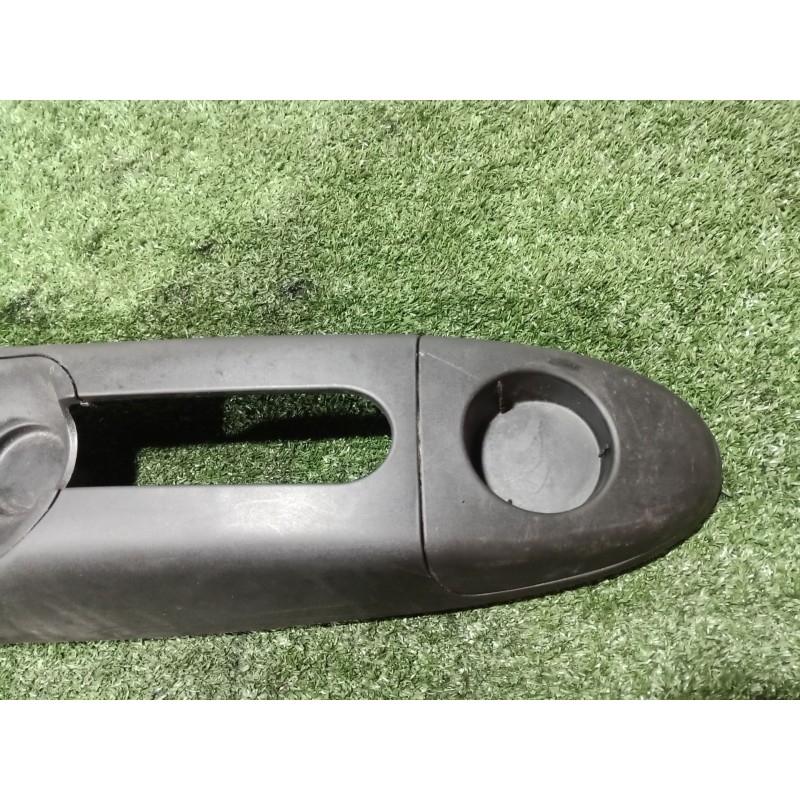 Recambio de consola central trasera para lancia ypsilon (843_) 1.2 (843.axb1a) referencia OEM IAM 735322094 735322094 735342538