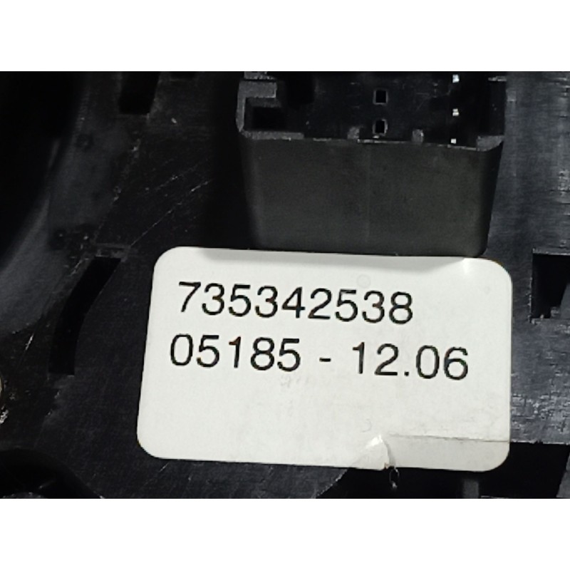 Recambio de consola central trasera para lancia ypsilon (843_) 1.2 (843.axb1a) referencia OEM IAM 735322094 735322094 735342538
