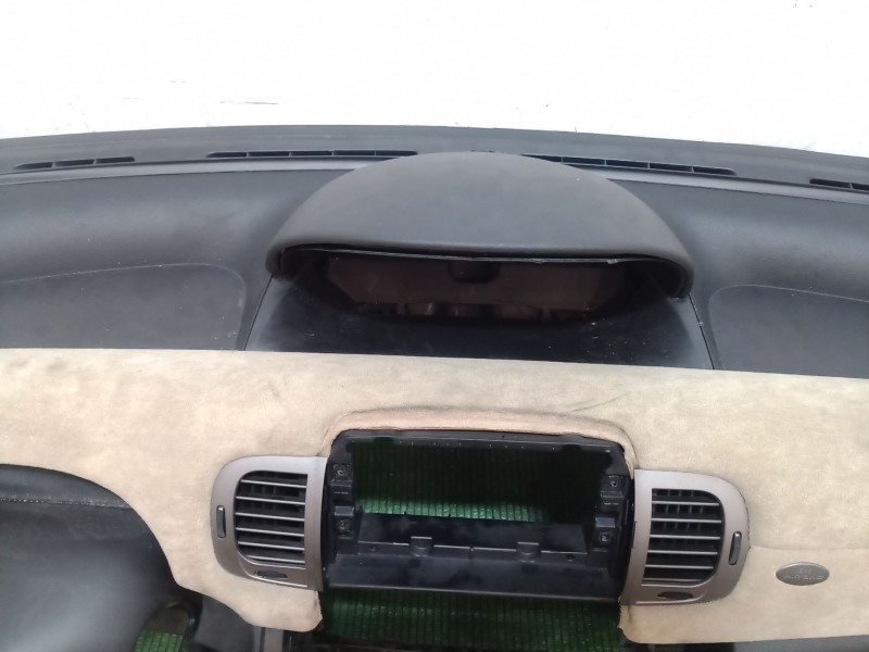 Recambio de salpicadero para lancia ypsilon (843_) 1.2 (843.axb1a) referencia OEM IAM   