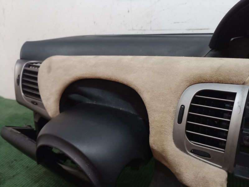 Recambio de salpicadero para lancia ypsilon (843_) 1.2 (843.axb1a) referencia OEM IAM   