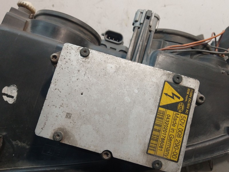 Recambio de faro xenon derecho para nissan primera (p12) 2.2 di referencia OEM IAM 23763  