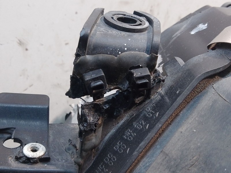 Recambio de faro xenon izquierdo para nissan primera (p12) 2.2 di referencia OEM IAM 23763700 237639 237597