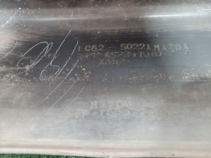 Recambio de paragolpes trasero para mazda mpv ii (lw) 2.0 di referencia OEM IAM   