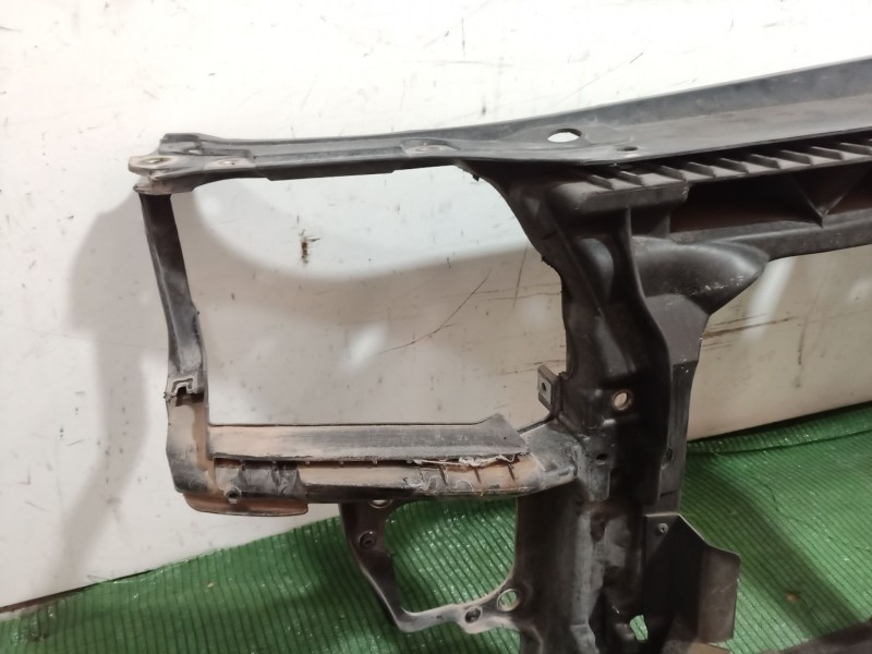 Recambio de panel frontal para audi a3 (8l1) 1.8 referencia OEM IAM   