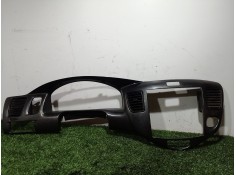 Recambio de moldura salpicadero para mazda mpv ii (lw) 2.0 di referencia OEM IAM   