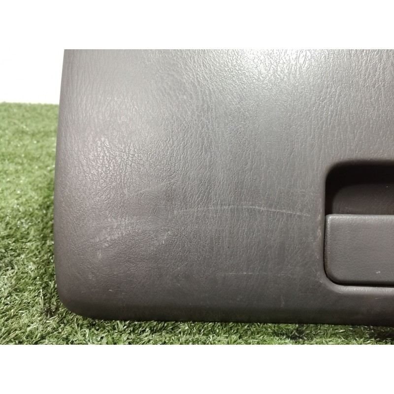 Recambio de guantera para mazda mpv ii (lw) 2.0 di referencia OEM IAM   