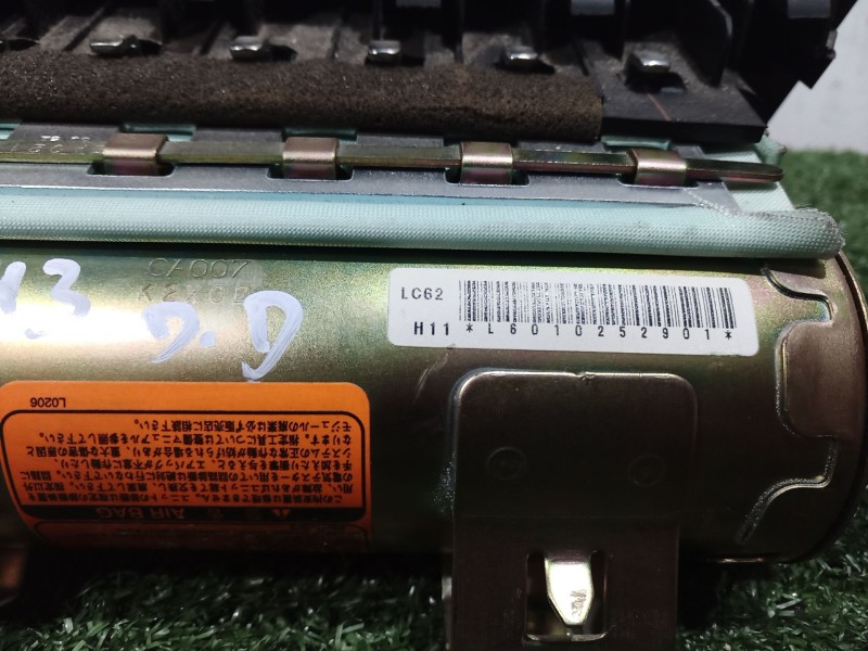 Recambio de airbag delantero derecho para mazda mpv ii (lw) 2.0 di referencia OEM IAM L6010252901 L6010252901 L6010252901