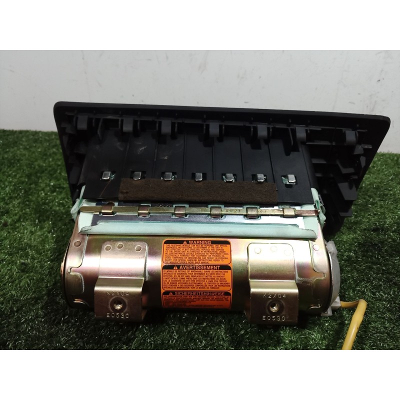 Recambio de airbag delantero derecho para mazda mpv ii (lw) 2.0 di referencia OEM IAM L6010252901 L6010252901 L6010252901