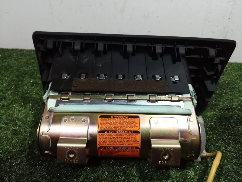 Recambio de airbag delantero derecho para mazda mpv ii (lw) 2.0 di referencia OEM IAM L6010252901 L6010252901 L6010252901