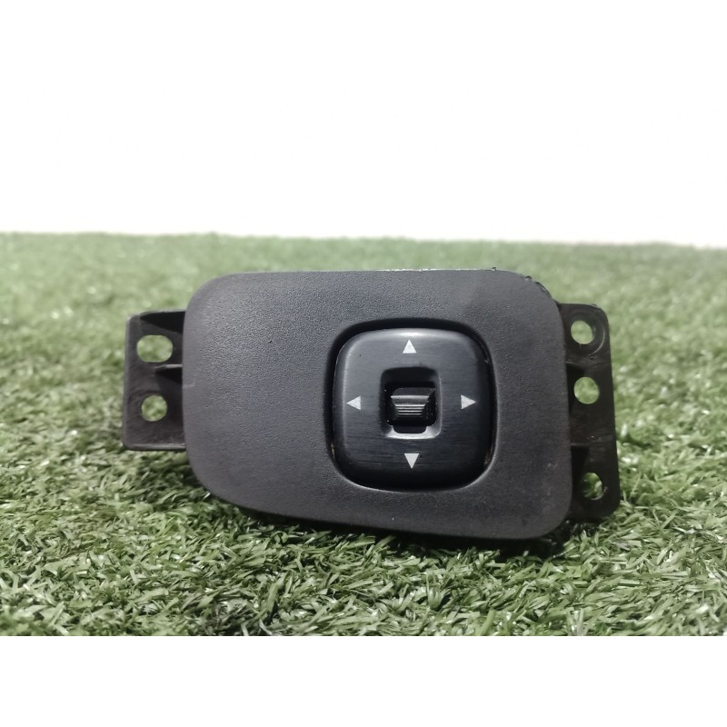 Recambio de mando retrovisor para mazda mpv ii (lw) 2.0 di referencia OEM IAM LD4766600 LD4766600 LD4766600