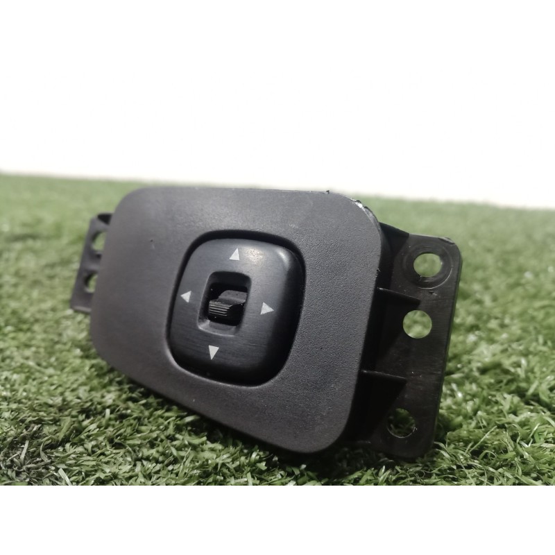 Recambio de mando retrovisor para mazda mpv ii (lw) 2.0 di referencia OEM IAM LD4766600 LD4766600 LD4766600