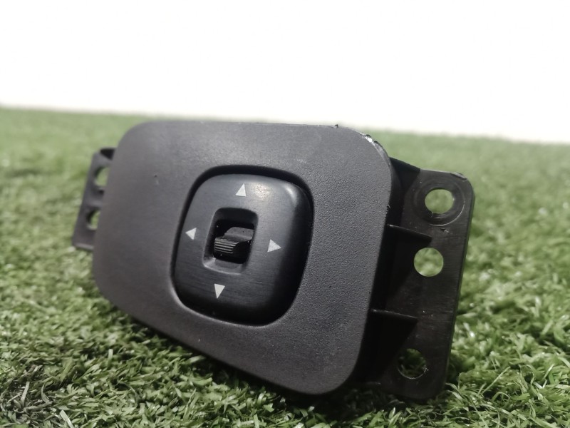 Recambio de mando retrovisor para mazda mpv ii (lw) 2.0 di referencia OEM IAM LD4766600 LD4766600 LD4766600