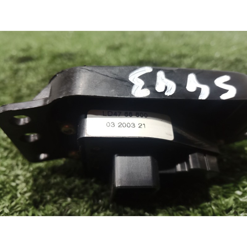 Recambio de mando retrovisor para mazda mpv ii (lw) 2.0 di referencia OEM IAM LD4766600 LD4766600 LD4766600