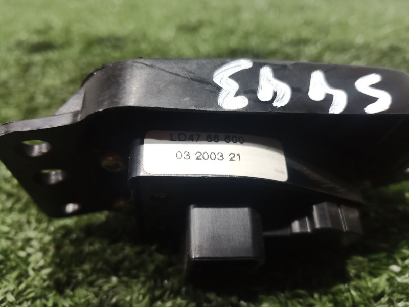 Recambio de mando retrovisor para mazda mpv ii (lw) 2.0 di referencia OEM IAM LD4766600 LD4766600 LD4766600