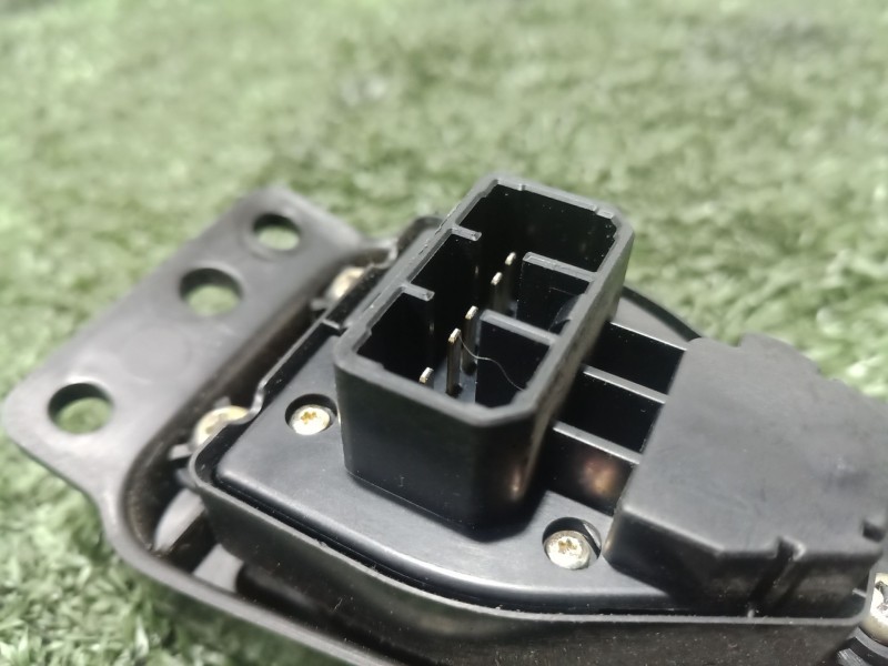 Recambio de mando retrovisor para mazda mpv ii (lw) 2.0 di referencia OEM IAM LD4766600 LD4766600 LD4766600