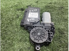 Recambio de motor elevalunas delantero izquierdo para audi a4 berlina (8e) 1.9 tdi (96kw) referencia OEM IAM   