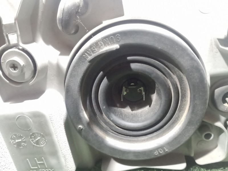 Recambio de faro izquierdo para chevrolet aveo / kalos sedán (t250, t255) 1.2 referencia OEM IAM   