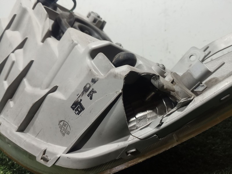 Recambio de faro derecho para chevrolet aveo / kalos sedán (t250, t255) 1.2 referencia OEM IAM   