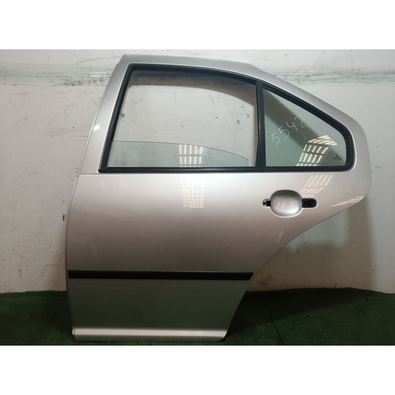 Recambio de puerta trasera izquierda para volkswagen bora i (1j2) 1.6 16v referencia OEM IAM   